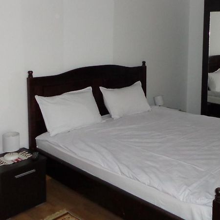 Hotel Pensiunea Aurora Racova Zewnętrze zdjęcie